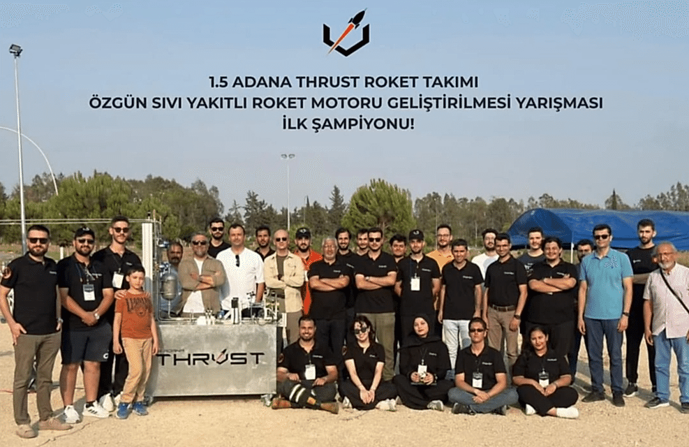 1.5 Adana Thrust Roket Takımı, TEKNOFEST kapsamında Roketsan tarafından ilk kez düzenlenen B3 Kategorisi Sıvı Yakıtlı Roket Motoru Yarışması’nda Türkiye birincisi oldu ve yarışmanın ilk ve tek derece alan takımı olmayı başardı.